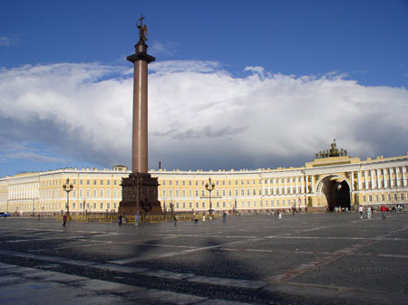 Дворцовая площадь в Санкт-Петербурге Дворцовая площадь в Санкт-Петербурге