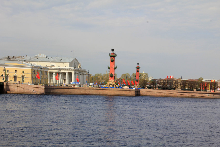 Ростральные колонны