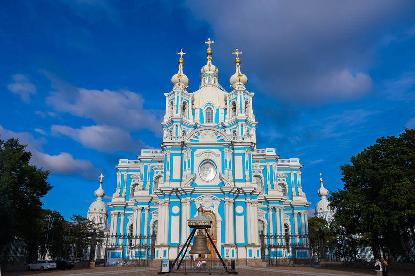 Смольный собор