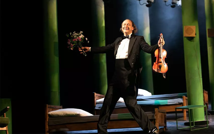 Спектакль «Двадцать минут с ангелом»