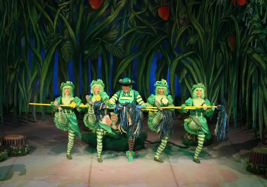 Мюзикл «История Дюймовочки»