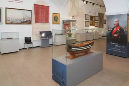 Выставка «Адмирал Ушаков — флотоводец, святой и праведный воин»