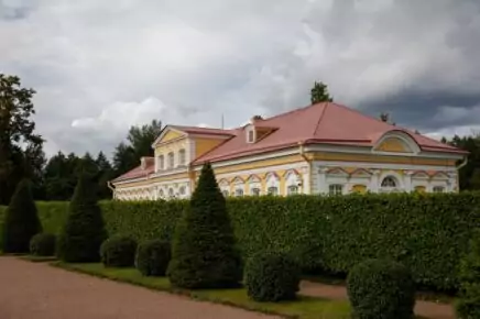 Музей «Картинный дом» в Ораниенбауме