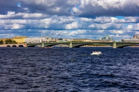 Троицкий мост
