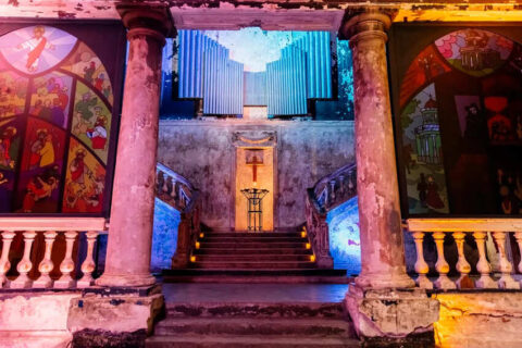 Выставка «Рок, кино и пламя»