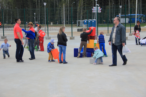 Развлечения на празднике День танкиста в Парке Патриот