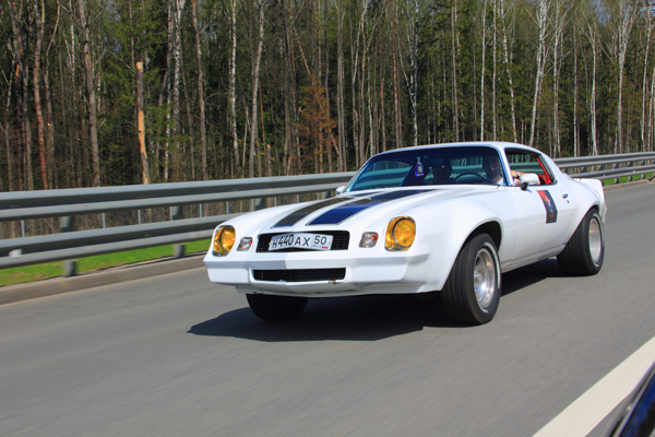 Колонна Ретро-автомобилей