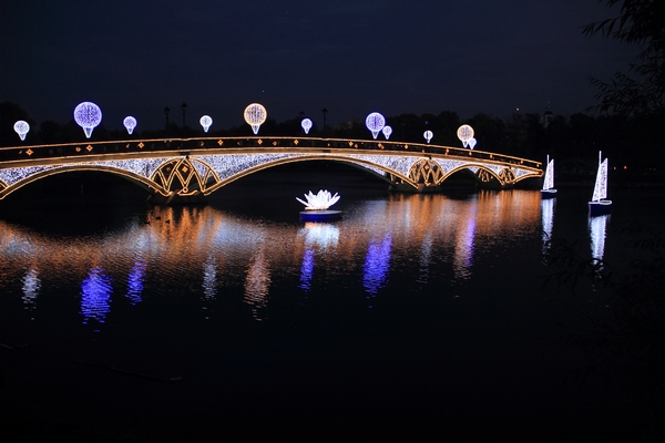 Фестиваль Круг света 2014 в Царицыно