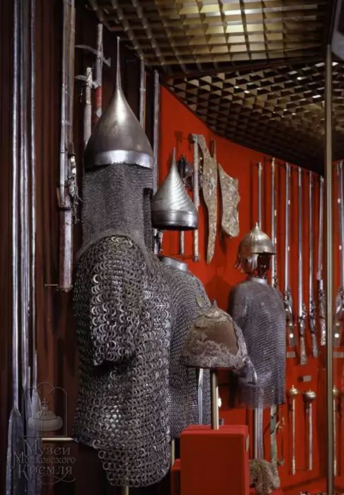 Рыцарские доспехи в Оружейной палате Московского Кремля