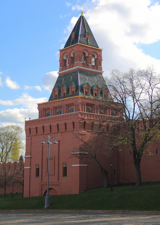 Константино-Еленинская башня Московского Кремля