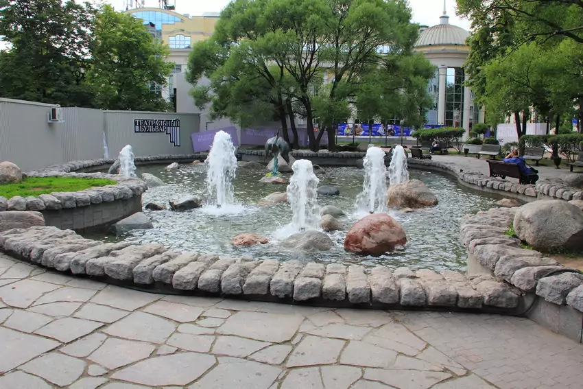 Сквер на Чистых прудах