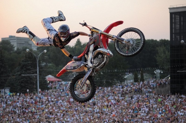 Мотофристайлшоу «Adrenaline FMX Rush – 2014» 23 августа