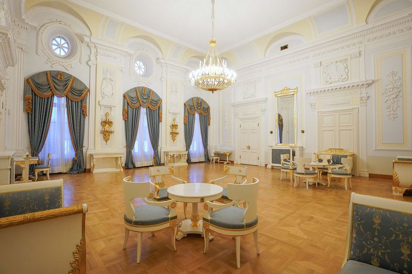 Петровский путевой дворец