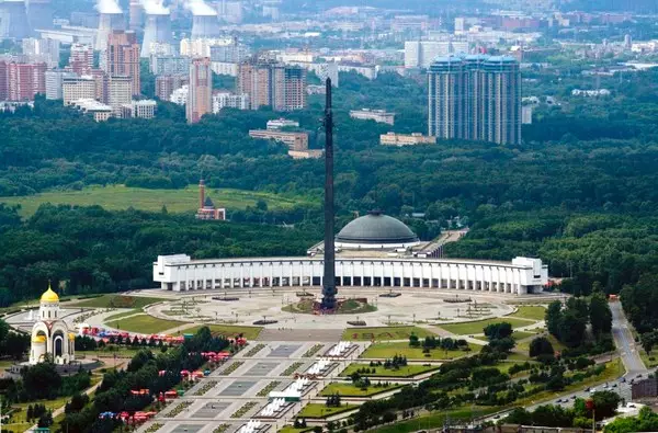 Парк Победы и Поклонная гора