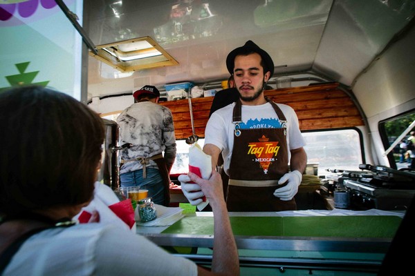 Фестиваль фудтраков на ВДНХ