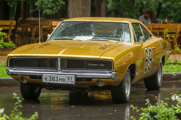 V Фестиваль старинных автомобилей и антиквариата «Ретро-Фест – 2016» в парке «Сокольники»