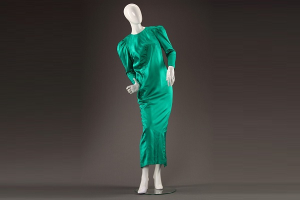 Выставка «Кино и мода. Платья знаменитых киноактрис из фонда Александра Васильева»