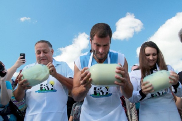 Фестиваль молока «Молочный зуб» в парке «Покровское-Стрешнево»