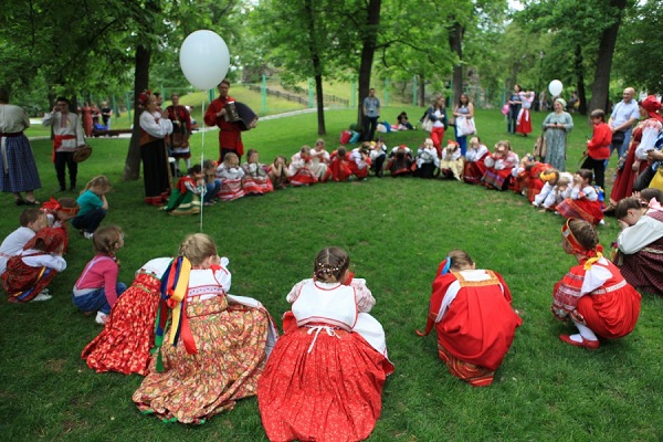 Фестиваль Московских школ искусств в саду им. Баумана