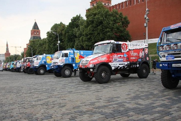 Московский этап международного ралли «Шелковый путь – 2016» на Красной площади