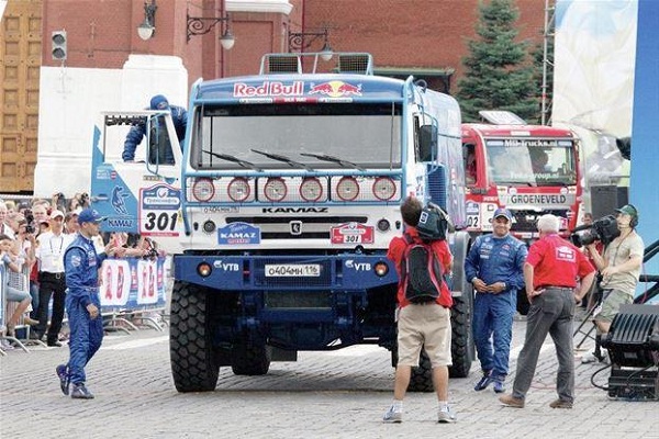 Московский этап международного ралли «Шелковый путь – 2016» на Красной площади