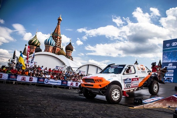 Московский этап международного ралли «Шелковый путь – 2016» на Красной площади