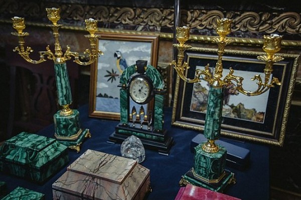 Выставка «Сокровища на Гранатном» в Центральном доме архитектора