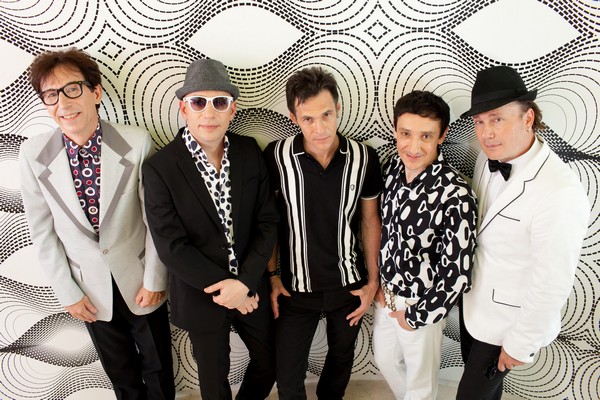 Фестиваль «Back to the 60’s» в арт-кластере «Красный Октябрь»
