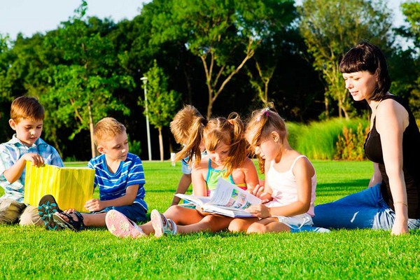 Проект «Летняя читальня» в Перовском парке