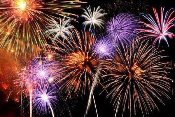 Caлют ко Дню Poccии 2016 в Москве