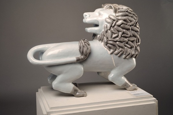 Выставка «Пластическое чудо. Фарфор А. Сотникова» в Третьяковской галерее