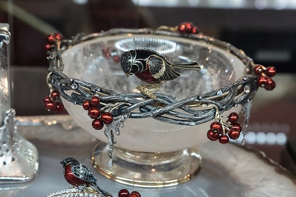 Выставка «Сокровища России» в геологическом музее им. Вернадского