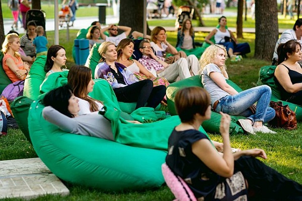 Фестиваль «Территория спокойствия» в музее-заповеднике «Царицыно»