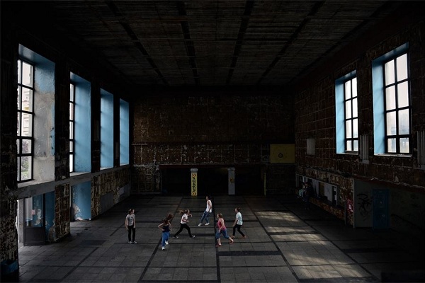 Фотовыставка «Как в кино» в дизайн-заводе «Флакон»