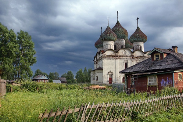 Фотовыставка под открытым небом «Соловецкие острова» в парке «Садовники»