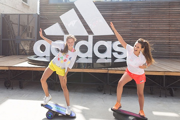 Бесплатный спортивный проект «Adidas. The Base Women» на крыше бизнес-центра «Голутвинская слобода»