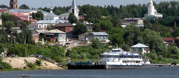 Экскурсия «Пояс Богородицы. Там, где встречаются Ока с Угрою» (Калуга — Спас-на-Угре — музей народных кукол, с прогулкой на теплоходе)