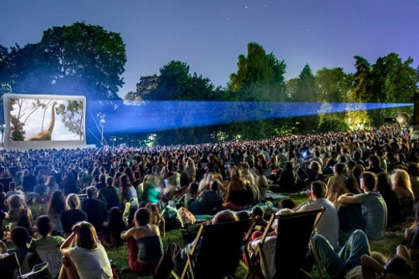 Международный фестиваль уличного кино в музее-заповеднике «Царицыно»