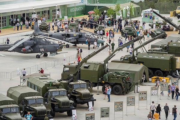 Международный военно-технический форум «Армия — 2016» в парке «Патриот»