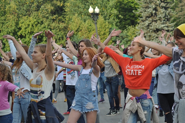 В Измайловском парке в День города прозвучат любимые романсы и песни киноклассики