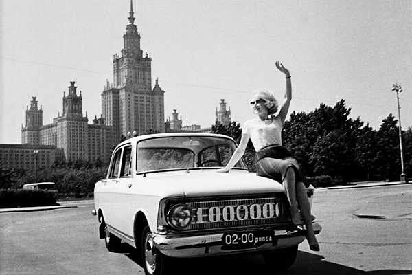 Фотовыставка «Валентин Хухлаев. В движении»