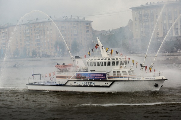 В День города на Москве-реке проведут парад водной техники