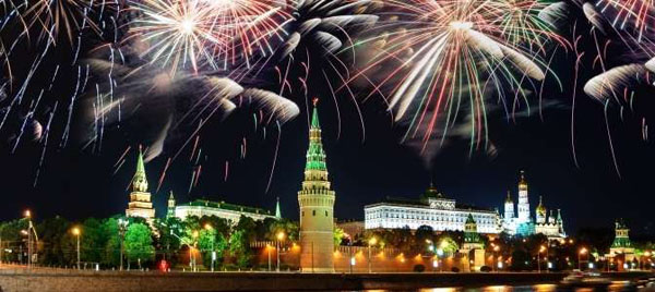 Шоу-программа на День города Москвы на теплоходе «Фалькон» с шампанским и конкурсами для одного от группы компаний «Столица»