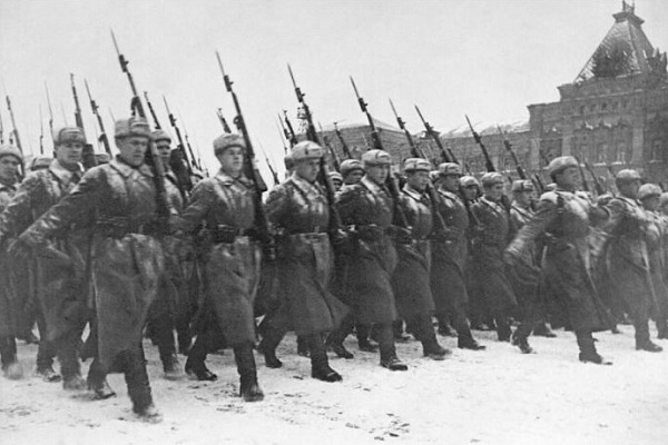 Выставка «Командировка на фронт. Хроника первой победы»
