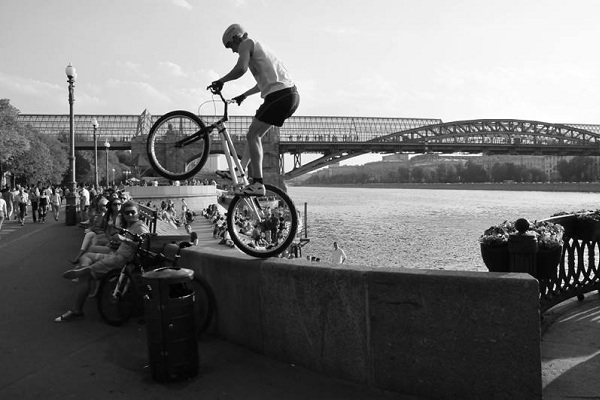 Фотовыставка «Маски города: город без масок»