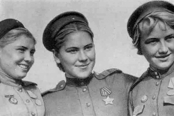Выставка «Мужество девичьих сердец»