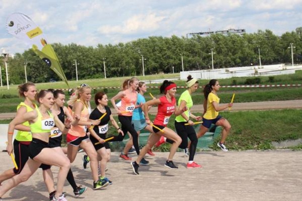 Бесплатные беговые тренировки от спортклуба «Adidas Run Club» на ВДНХ
