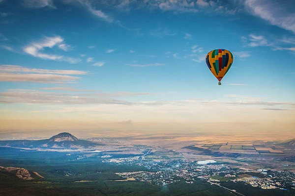 Фотовыставка «Кавказ предо мною…»