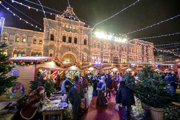 Рождественская ярмарка на Красной площади