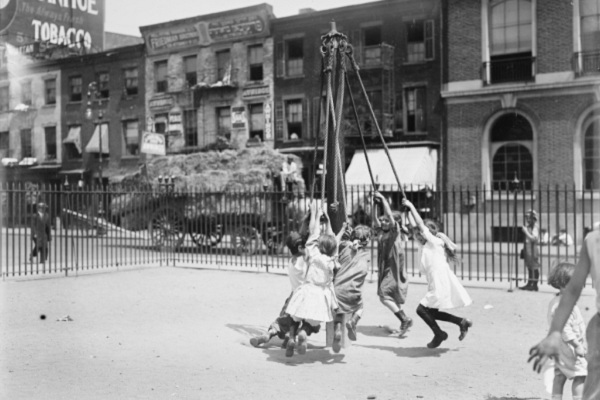 Выставочный проект «Арт-эксперимент. Игровая площадка: от Нью-Йорка до Москвы»